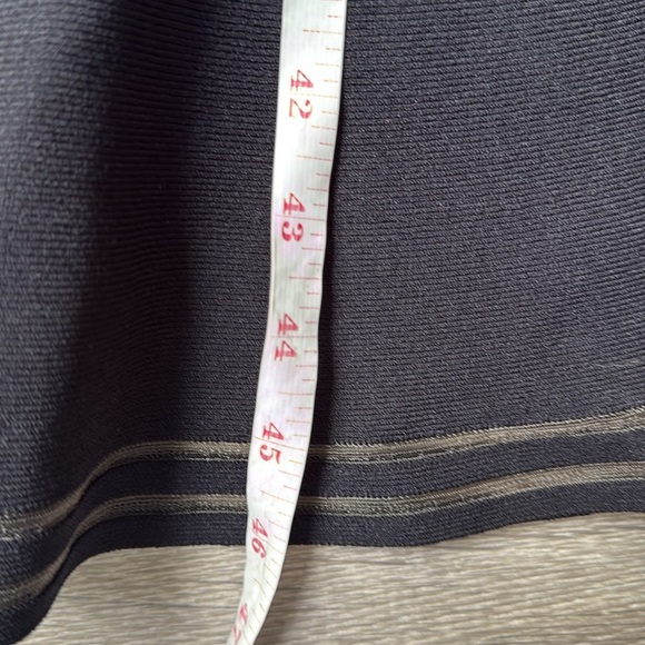 Akris - Sleeveless flared dress in black 2 - Picture 13 of 13